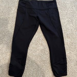 Lululemon crop leggings size 10